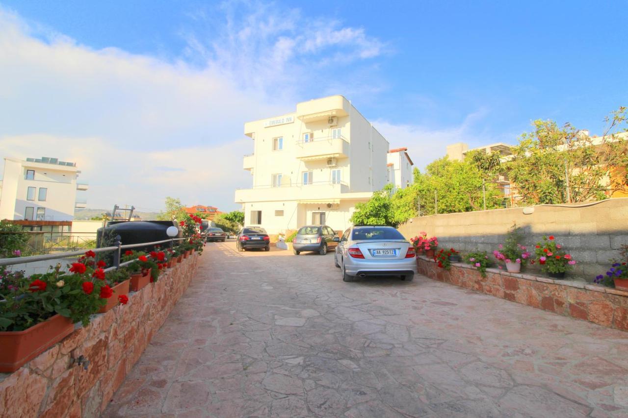 Emerald Inn Ksamil Luaran gambar
