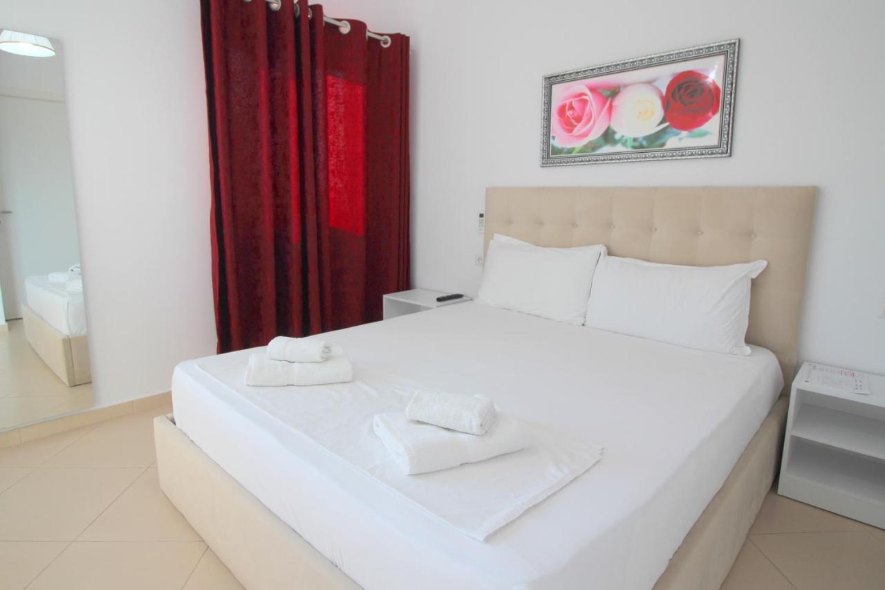 Emerald Inn Ksamil Luaran gambar