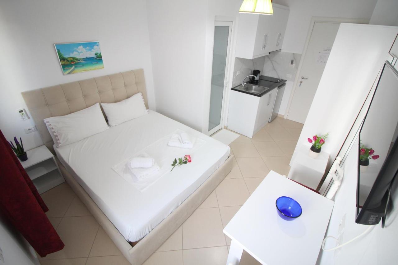 Emerald Inn Ksamil Luaran gambar